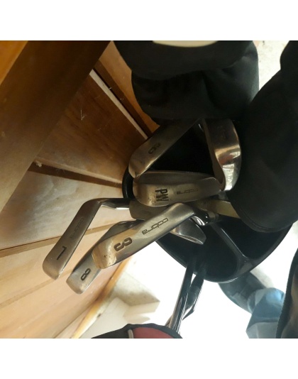 King cobra left handed golf clubs from the 90's with bag